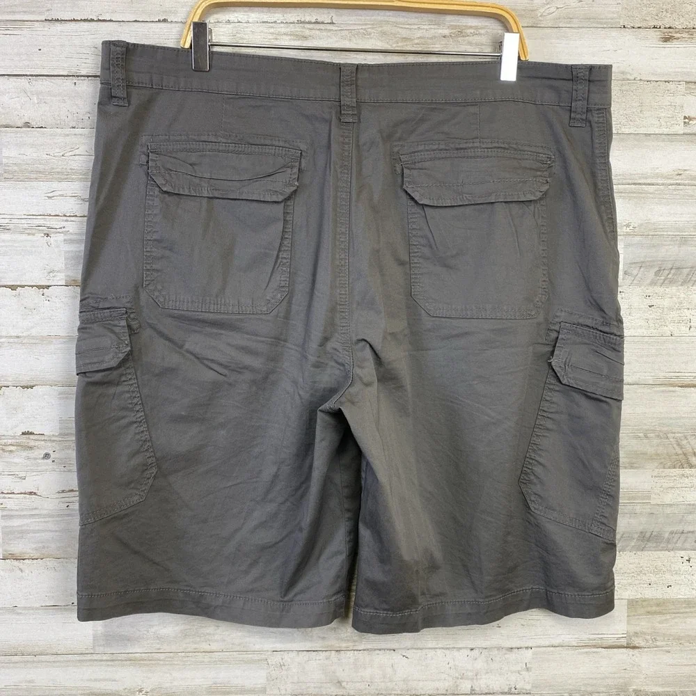 UNIONBAY Cargo Shorts Men Gray 40 11.5 Inseam Pockets Lightweight Cotton Stretch